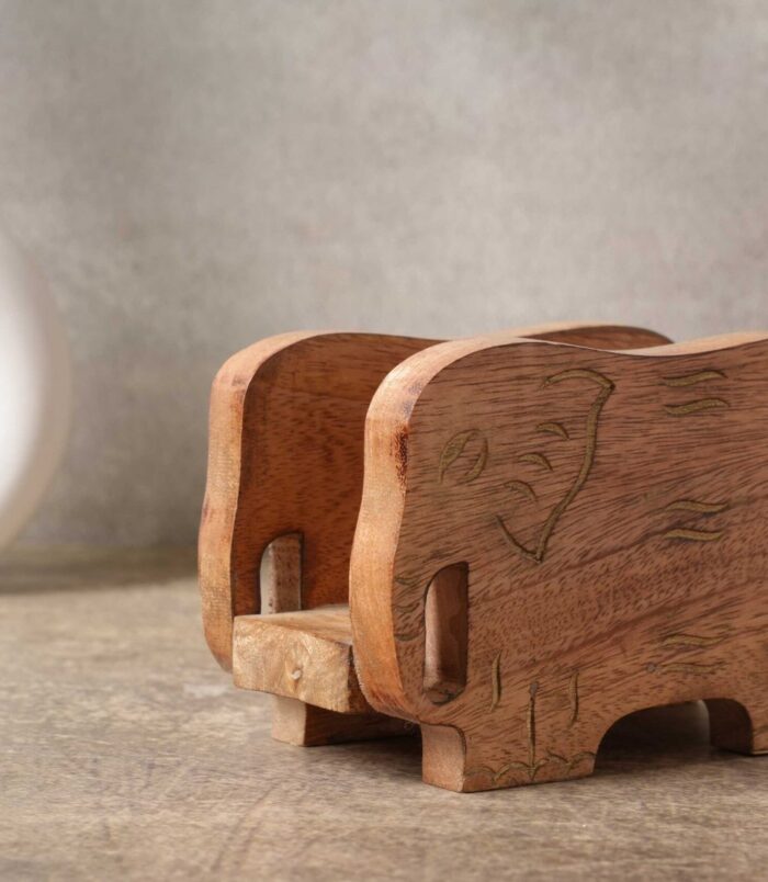 Trunk-ed-bunk-napkin-holder5-scaled-1.jpg