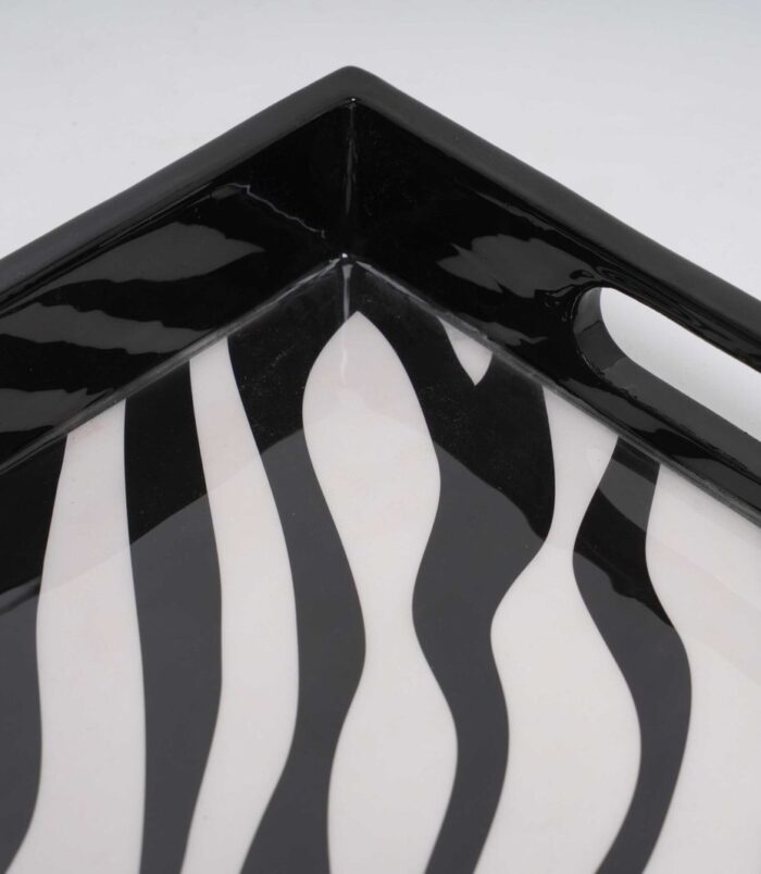 Wildlife-Rectangular-Tray-zebra6-scaled-1.jpg