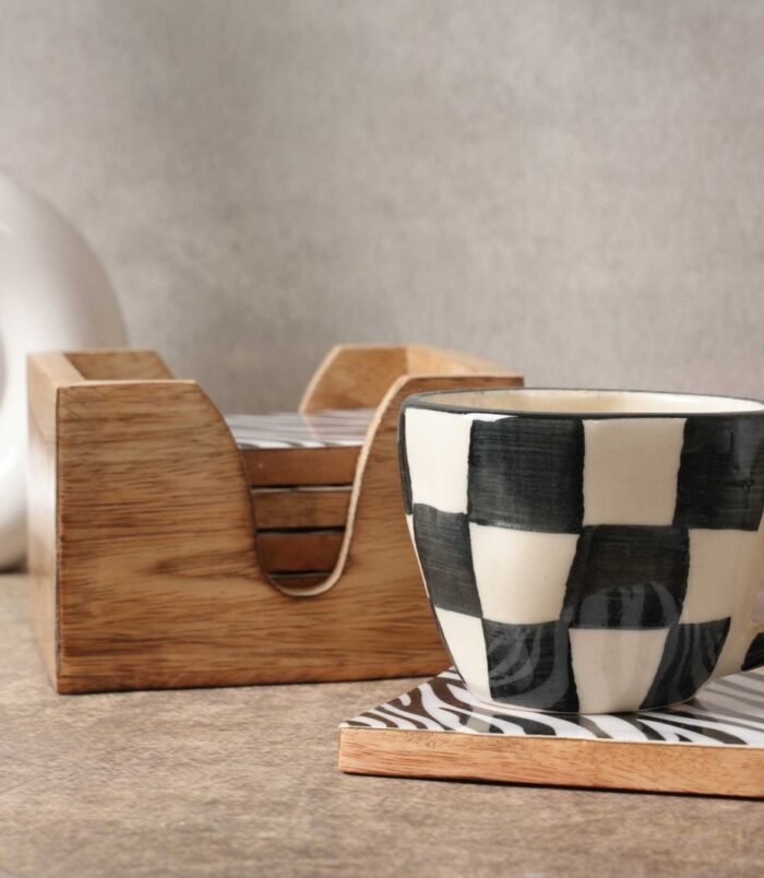 Wildlife-wooden-coasters-Set-of-62-scaled-1.jpg