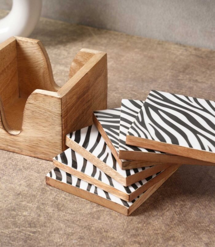 Wildlife-wooden-coasters-Set-of-65-scaled-1.jpg